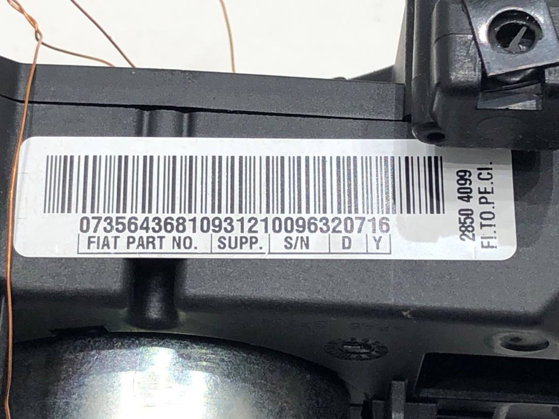 Тубус підрульовий блок перемикачів Fiat Qubo 07356436810 — фото деталі 4