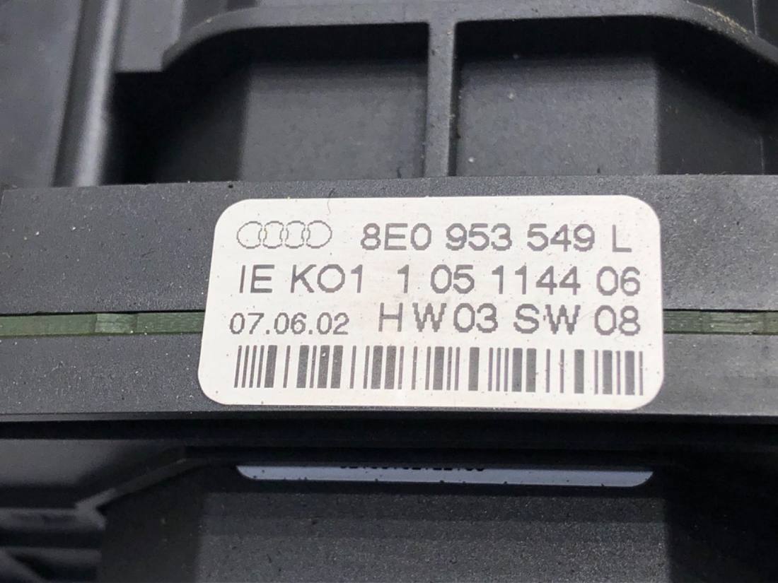 Тубус підрульовий блок перемикачів Audi A4 B6 8E0953549L — фото деталі 6