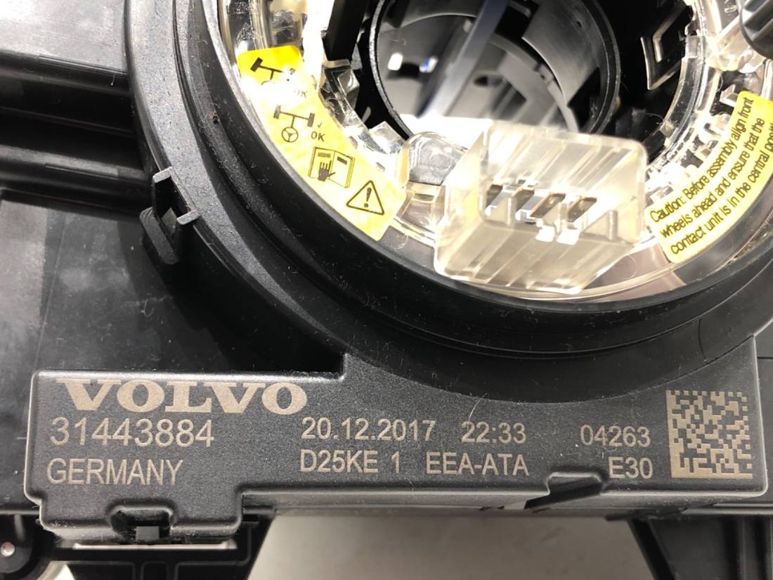 Тубус подрулевой блок переключателей Volvo XC60 31443884 — фото детали 5