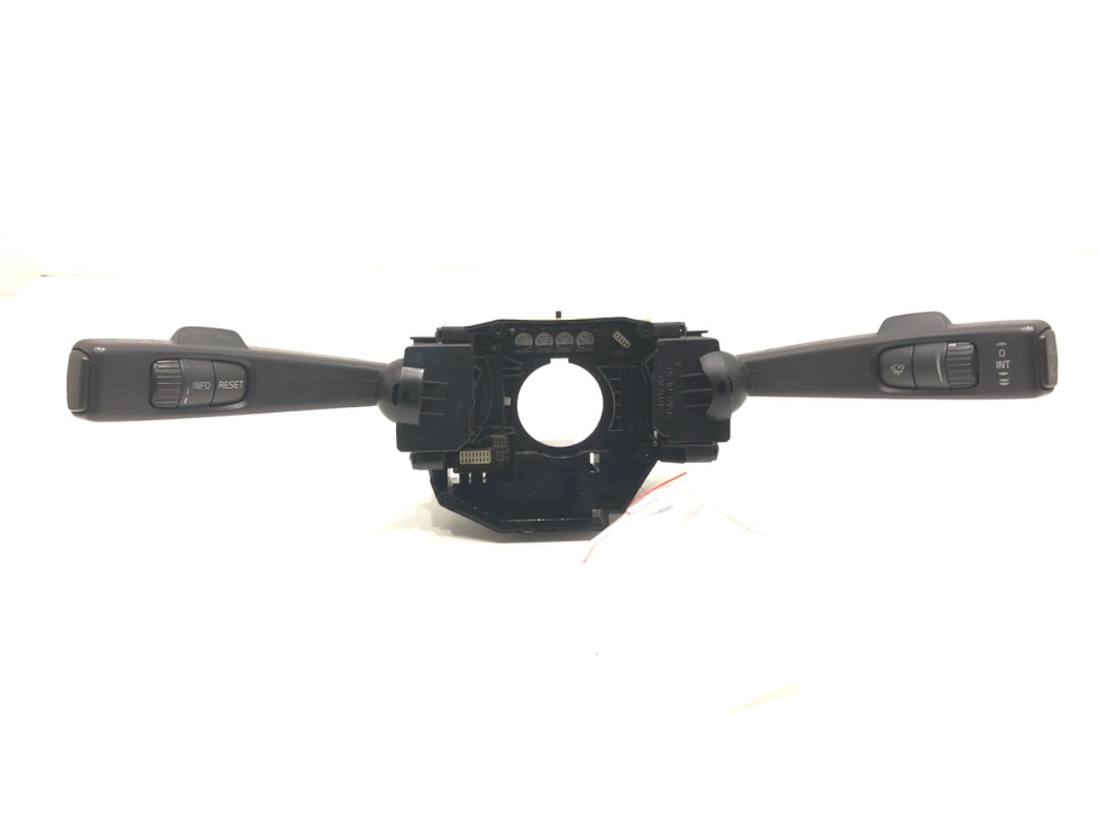 Тубус підрульовий блок перемикачів Volvo V50 P30772253