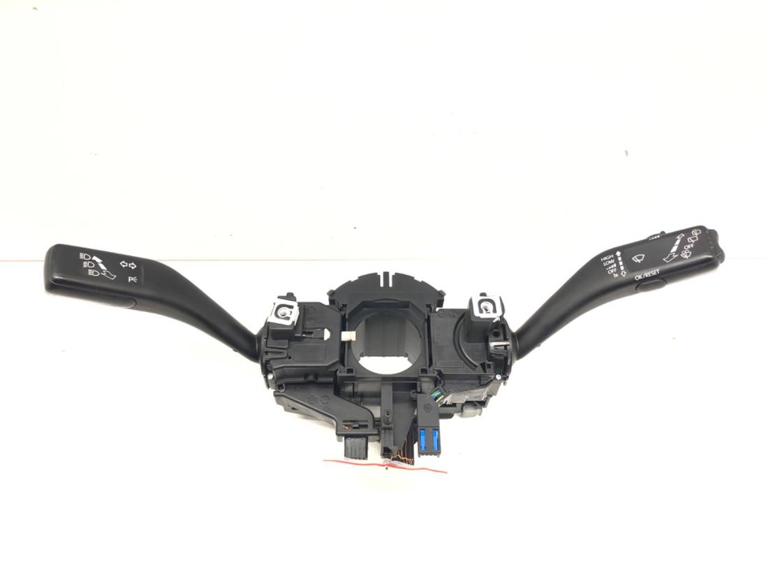 Тубус підрульовий блок перемикачів Seat Leon 1K0953503EM