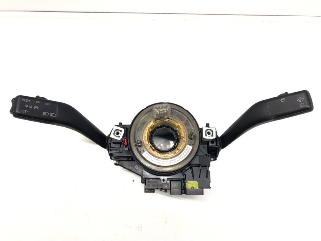 Тубус підрульовий блок перемикачів Volkswagen Golf 5 1K0953503CQ