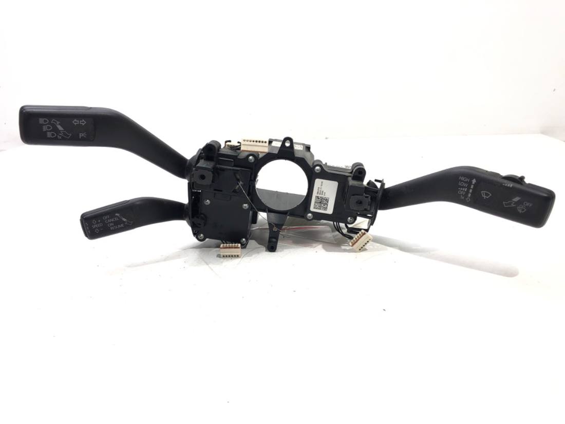 Тубус підрульовий блок перемикачів Volkswagen Passat CC 3C5953501BG