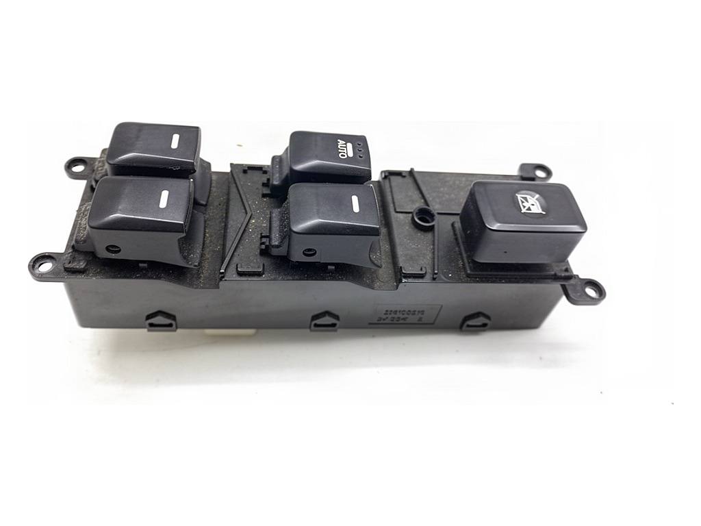 Блок кнопок стеклоподъемников Kia Rio 93570-1W130