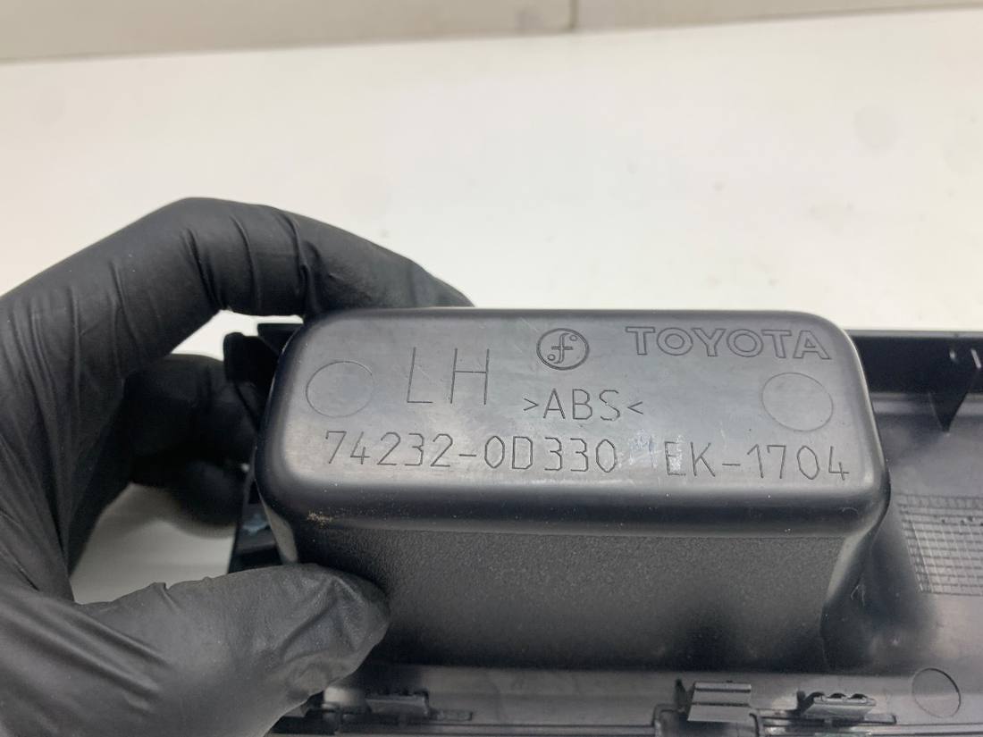 Блок кнопок склопідйомників Toyota Yaris 4 74232-0D330 — фото деталі 5