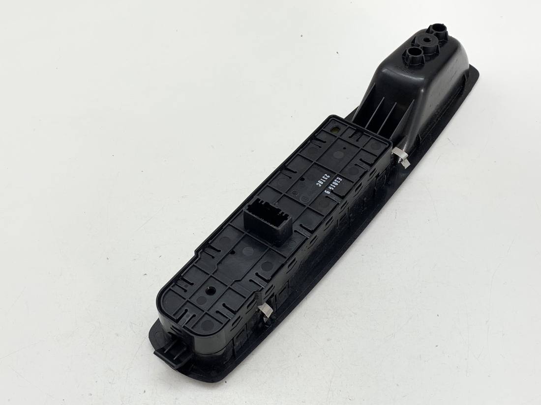 Блок кнопок склопідйомників Renault Megane 3 809610016R — фото деталі 3