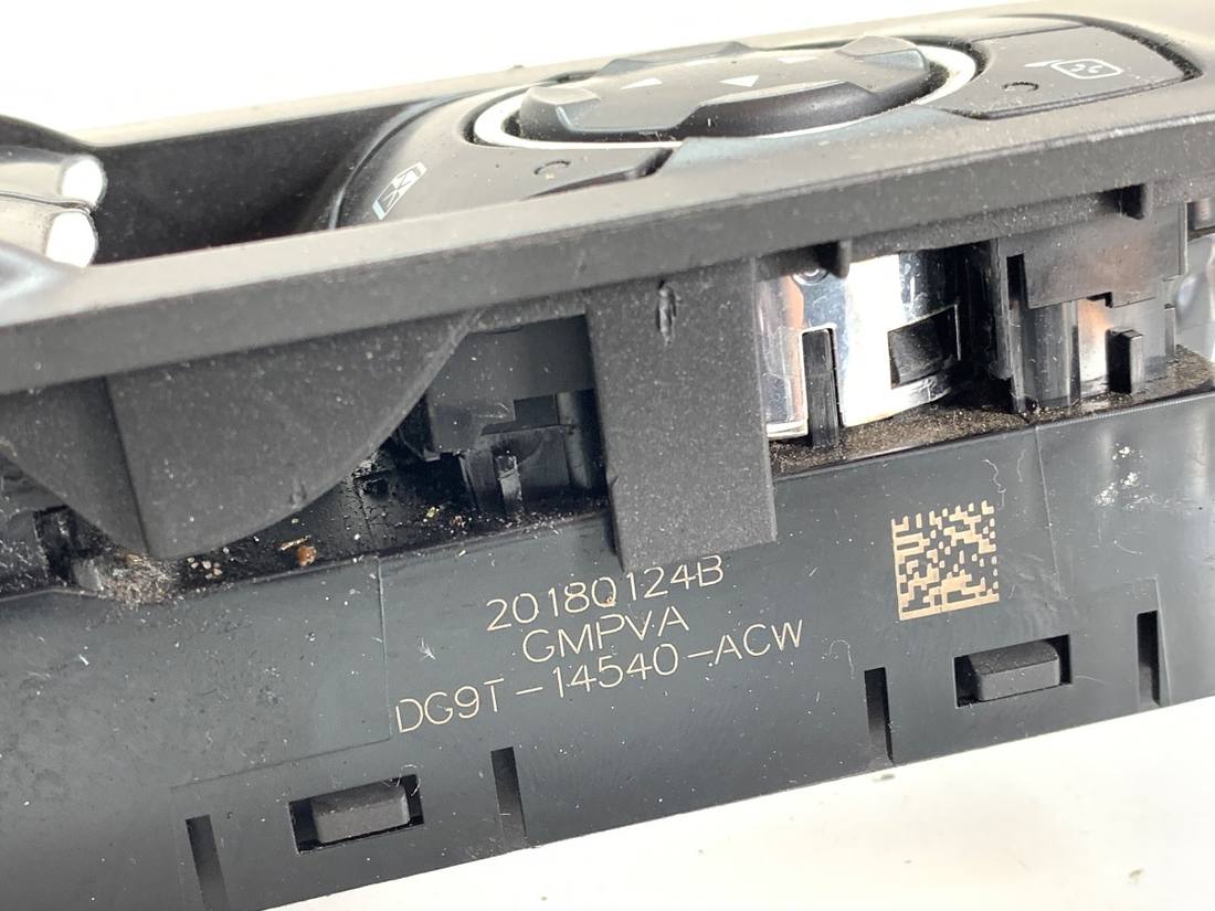 Блок кнопок стеклоподъемников Ford Mondeo DG9T-14540-ACW — фото детали 4