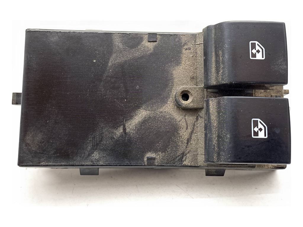 Блок кнопок склопідйомників Opel Astra J 13305978