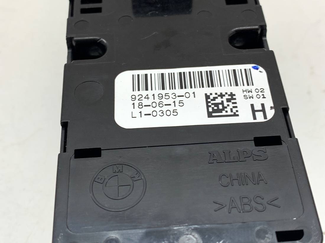 Блок кнопок стеклоподъемников BMW 5 F10 9241953 — фото детали 3