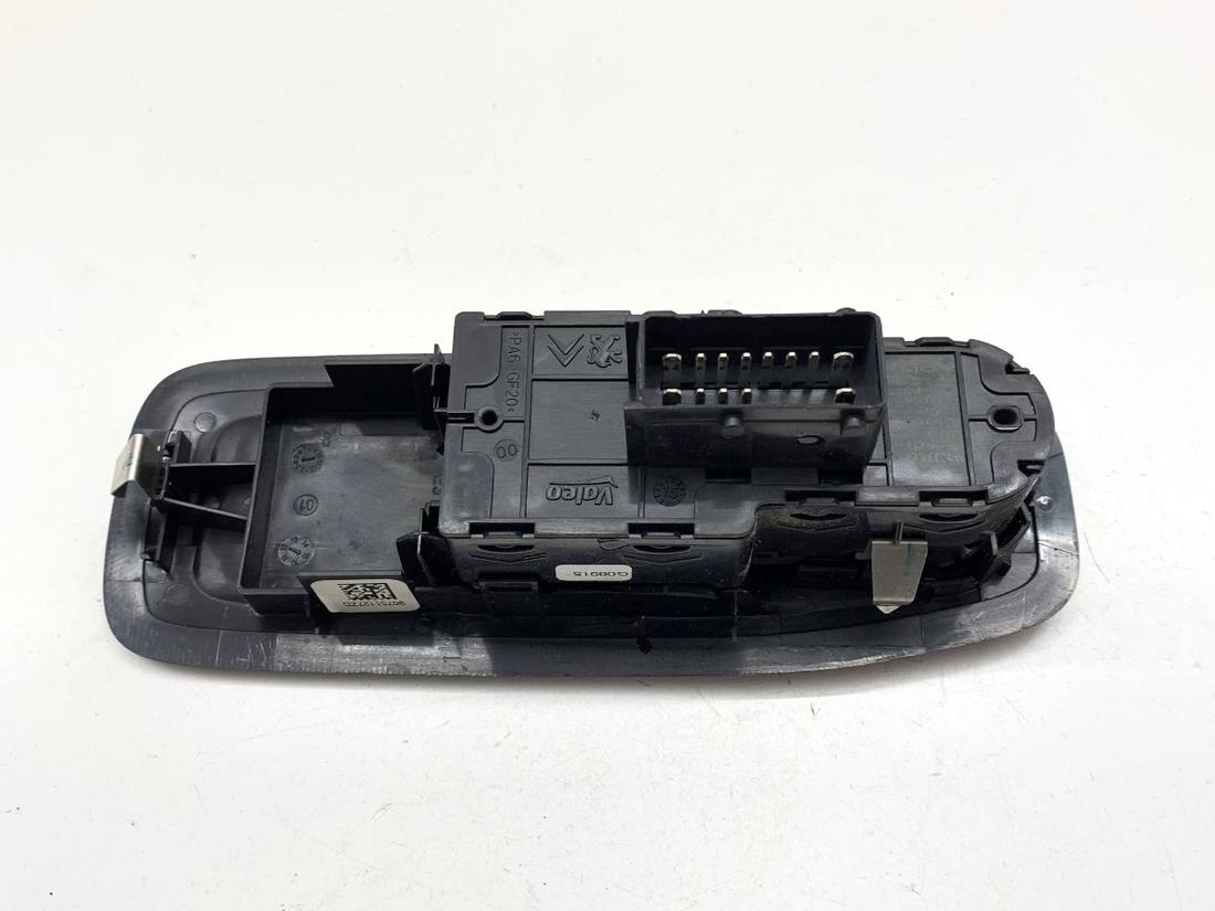 Блок кнопок склопідйомників Peugeot 208 96751127ZD — фото деталі 3