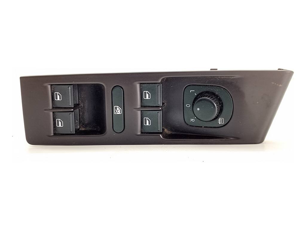 Блок кнопок склопідйомників Volkswagen Passat B7 3AB857857A 1K4959857B