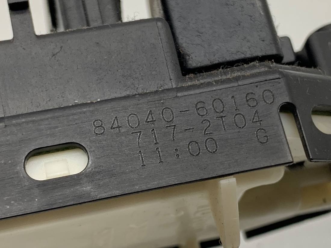Блок кнопок стеклоподъемников Lexus CT 84040-60160 — фото детали 6