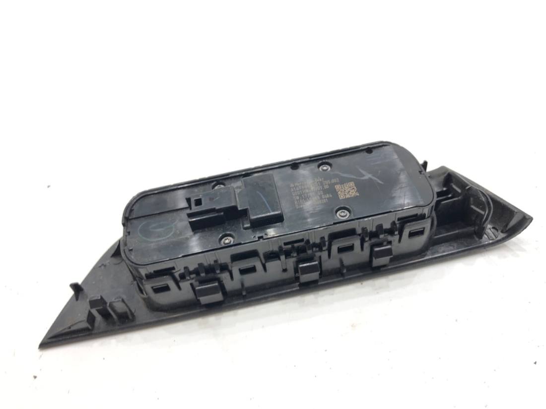 Блок кнопок стеклоподъемников Mercedes GLE V167 A1679054501 — фото детали 4