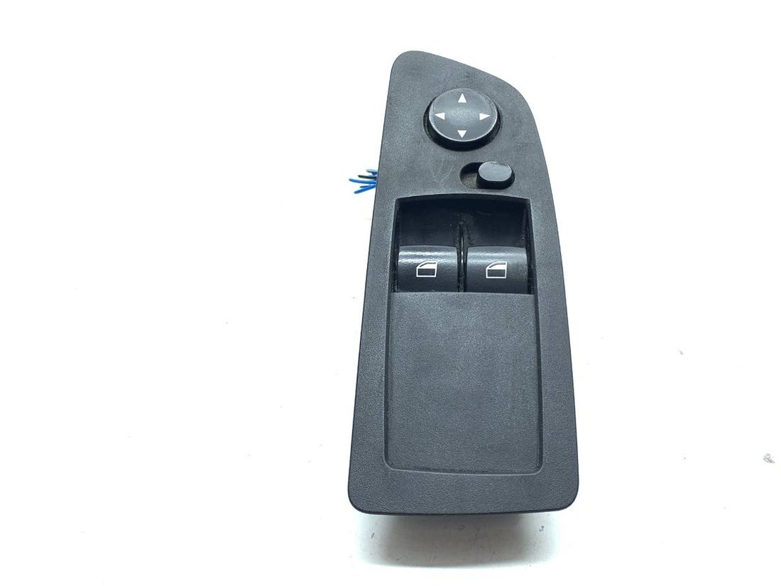 Блок кнопок склопідйомників BMW 1 E87 6952006