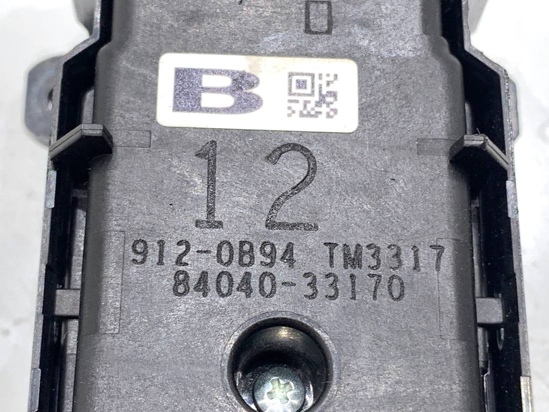 Блок кнопок стеклоподъемников Toyota Camry 84040-33170 — фото детали 5