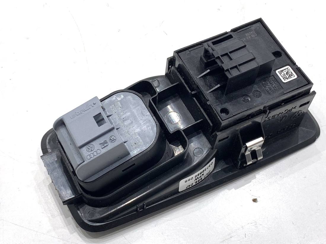Блок кнопок склопідйомників Ford Transit Connect 2K7868247 3G0959565B — фото деталі 3