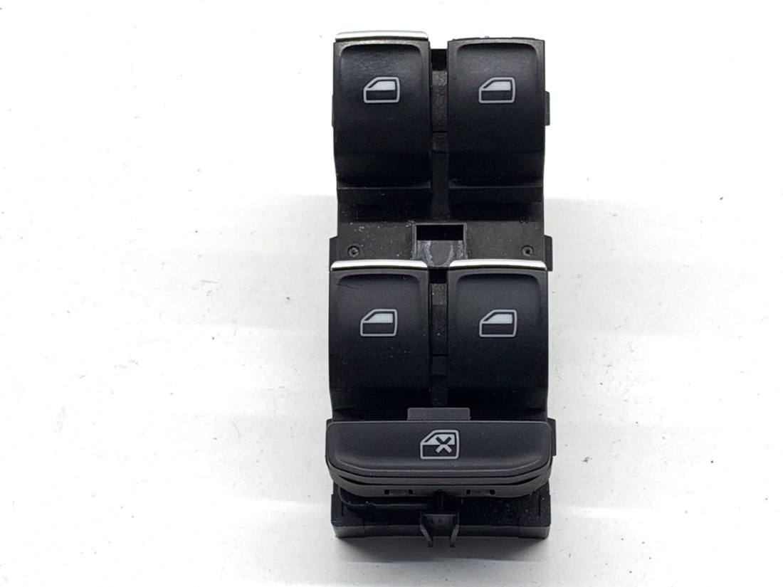 Блок кнопок склопідйомників Volkswagen Passat B8 5G0959857C