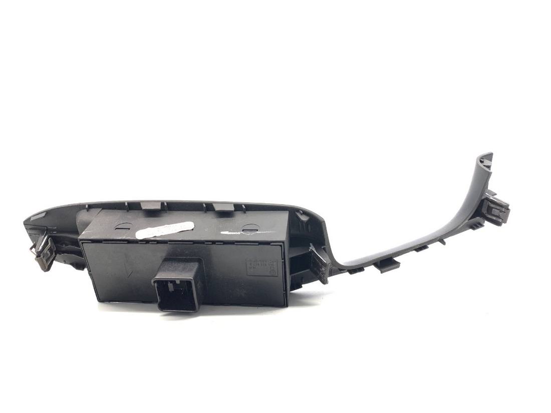 Блок кнопок склопідйомників Volkswagen Jetta 1K4959857B — фото деталі 3