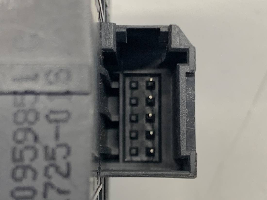 Блок кнопок склопідйомників Audi A5 8T 8K0959851G — фото деталі 4