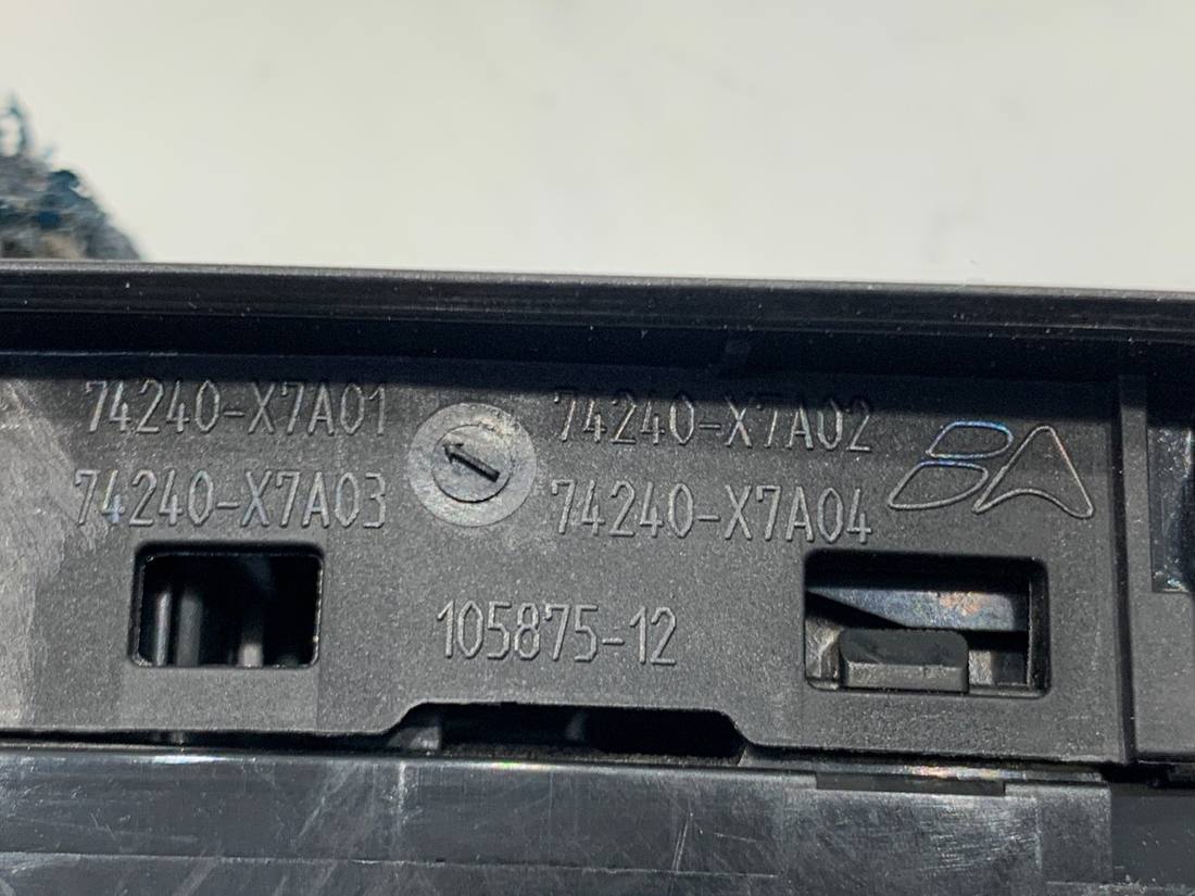 Блок кнопок склопідйомників BMW X1 E84 9297346 — фото деталі 6