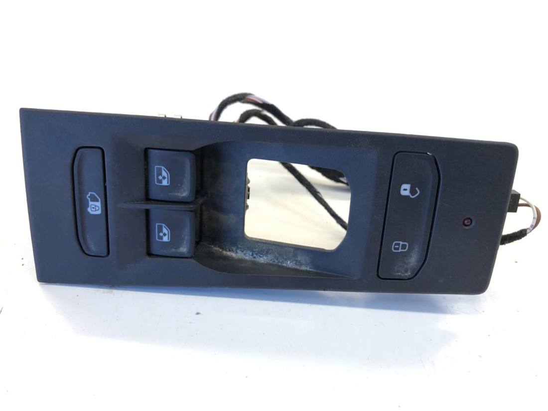 Блок кнопок склопідйомників Volkswagen Transporter T6 7LA867255C