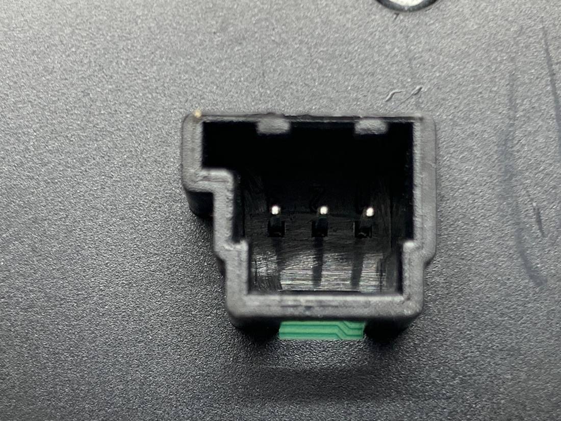 Блок кнопок склопідйомників Mercedes A W176 A1669054300 — фото деталі 4
