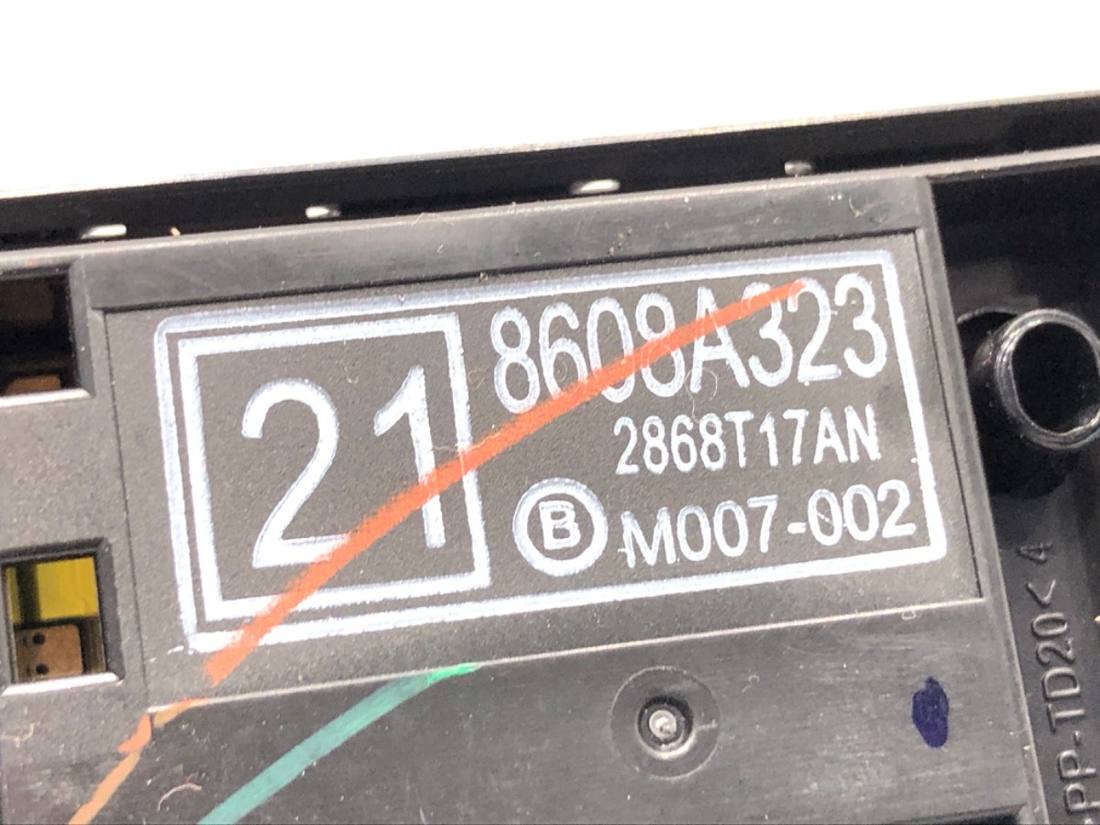 Блок кнопок стеклоподъемников Mitsubishi Eclipse 8608A323 — фото детали 4
