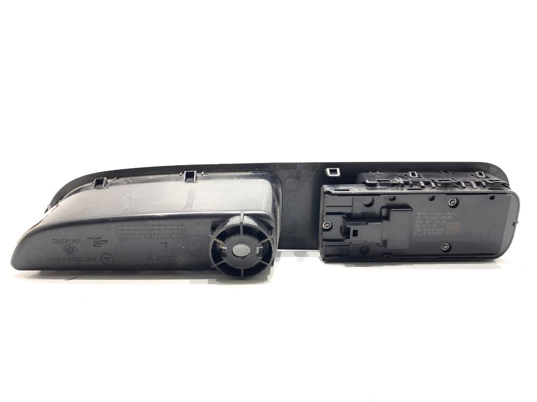 Блок кнопок склопідйомників Mercedes Sprinter A9079054607 — фото деталі 3