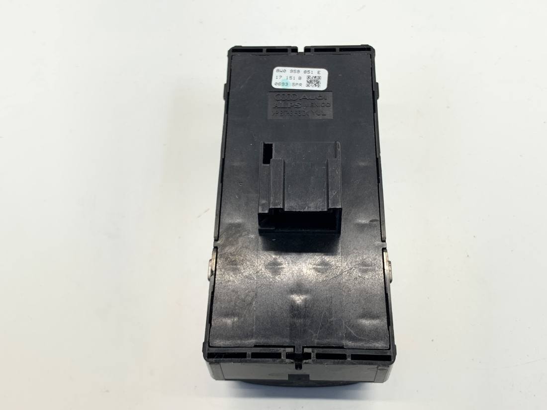 Блок кнопок склопідйомників Audi A4 B9 8W0959851E — фото деталі 3