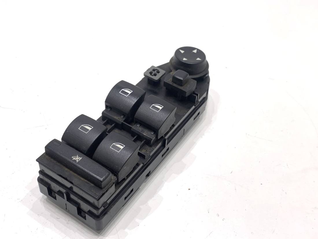 Блок кнопок склопідйомників BMW 5 E60 6951904