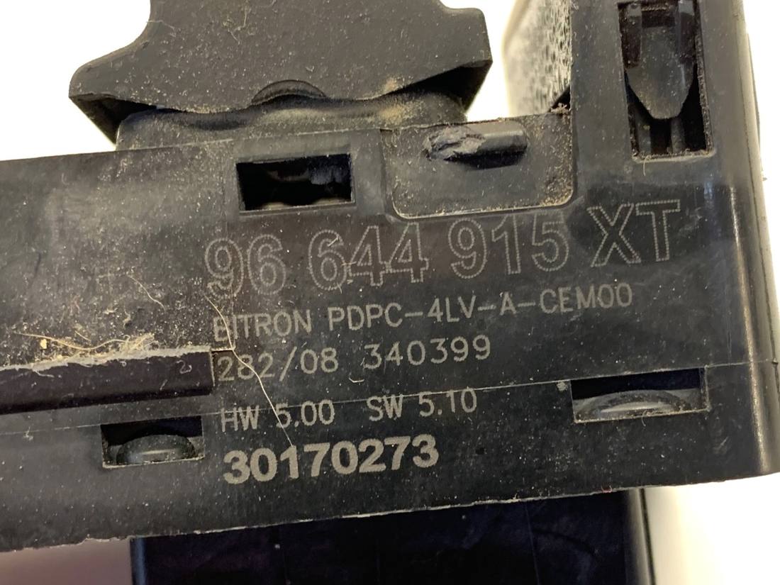 Блок кнопок стеклоподъемников Peugeot 308 96644915XT — фото детали 6