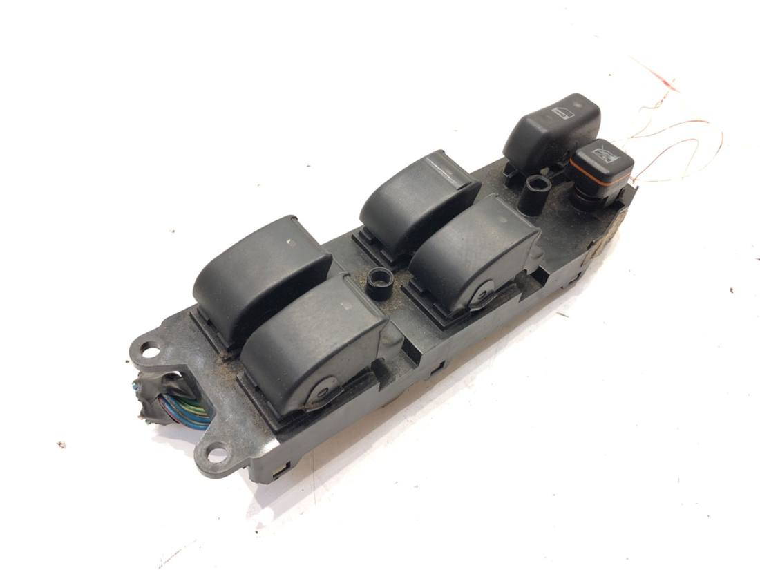 Блок кнопок склопідйомників Toyota Avensis T25