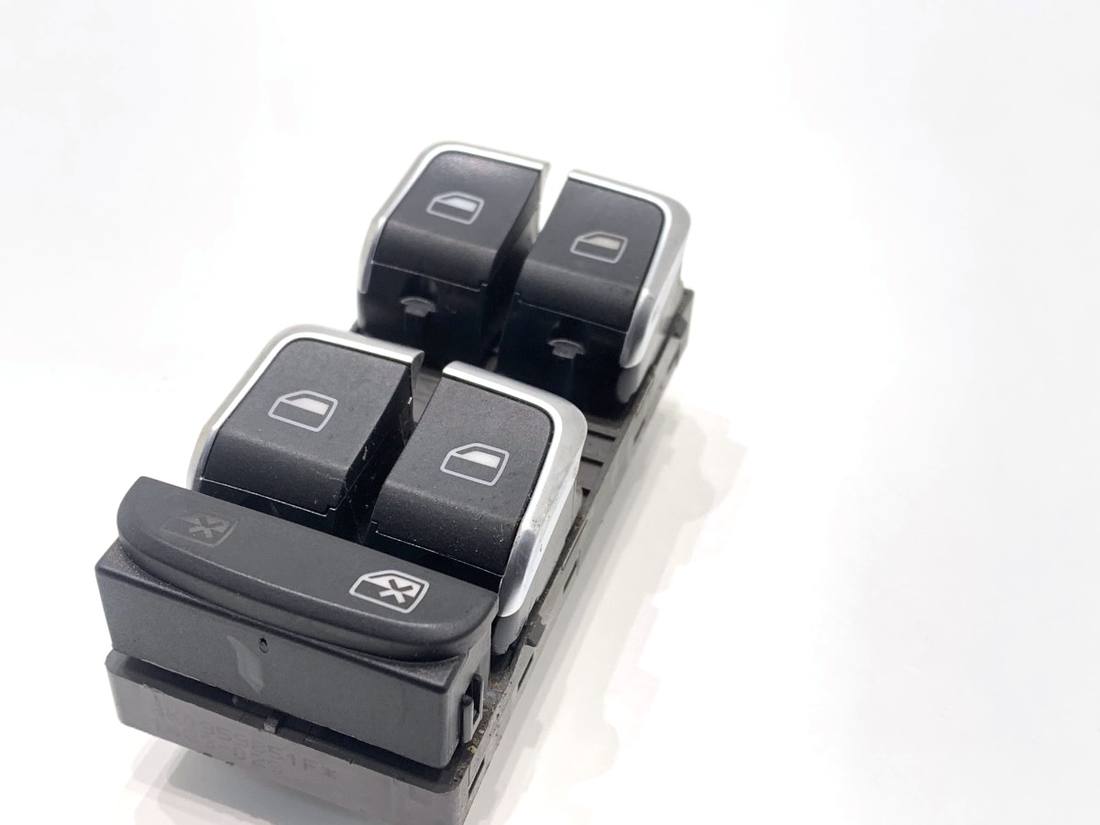 Блок кнопок склопідйомників Audi A4 B8 8K0959851F