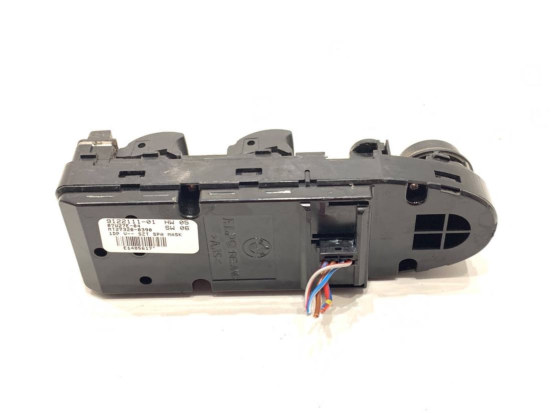 Блок кнопок стеклоподъемников BMW 5 E60 9122111 — фото детали 2