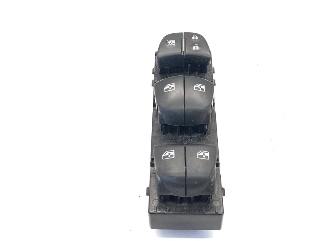 Блок кнопок склопідйомників Nissan Qashqai