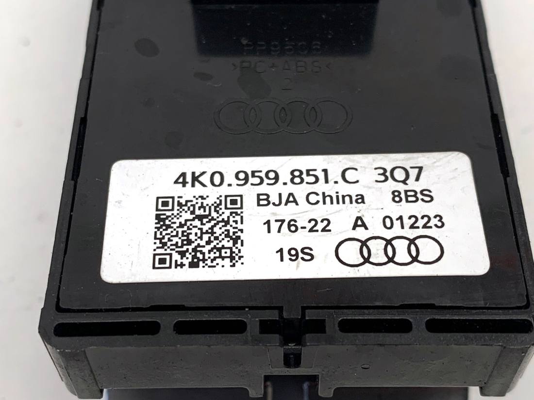 Блок кнопок склопідйомників Audi A6 C8 4K0959851C — фото деталі 4