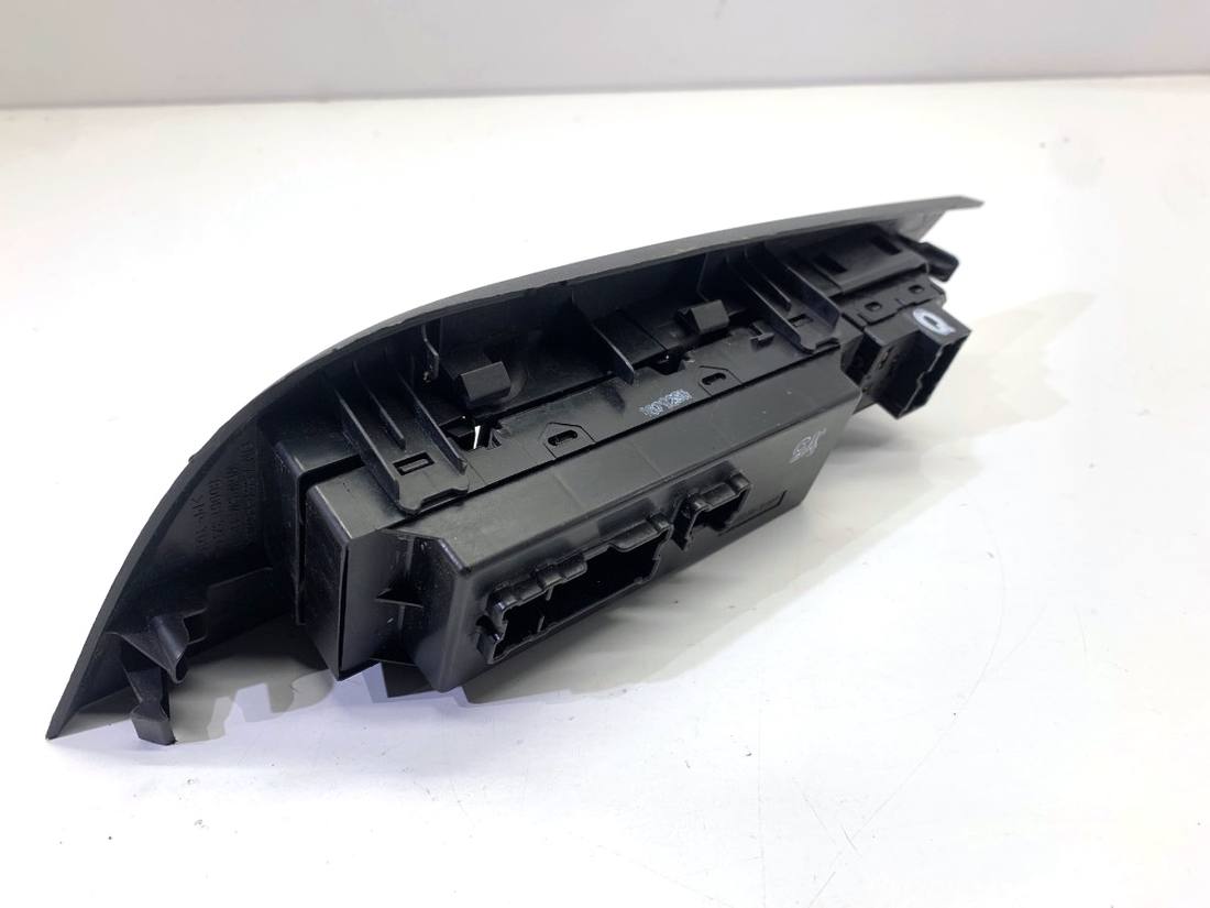 Блок кнопок склопідйомників Nissan Pulsar 80961-3ZL0A — фото деталі 3