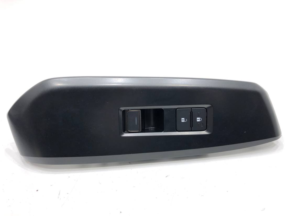 Блок кнопок стеклоподъемников Lexus LBX 74231-52C10/30