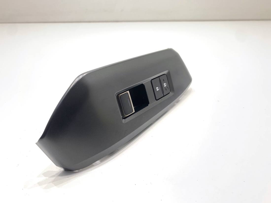 Блок кнопок склопідйомників Lexus LBX 74271-52400