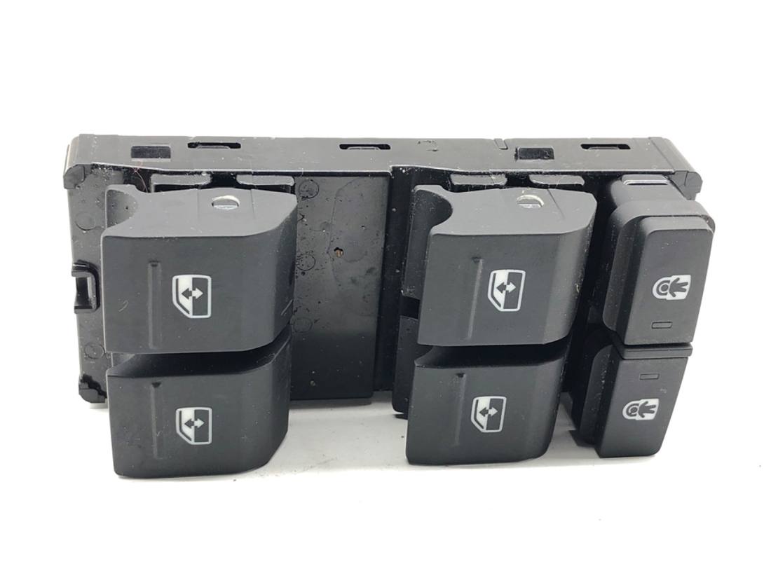 Блок кнопок склопідйомників Audi Q3 83A959851B