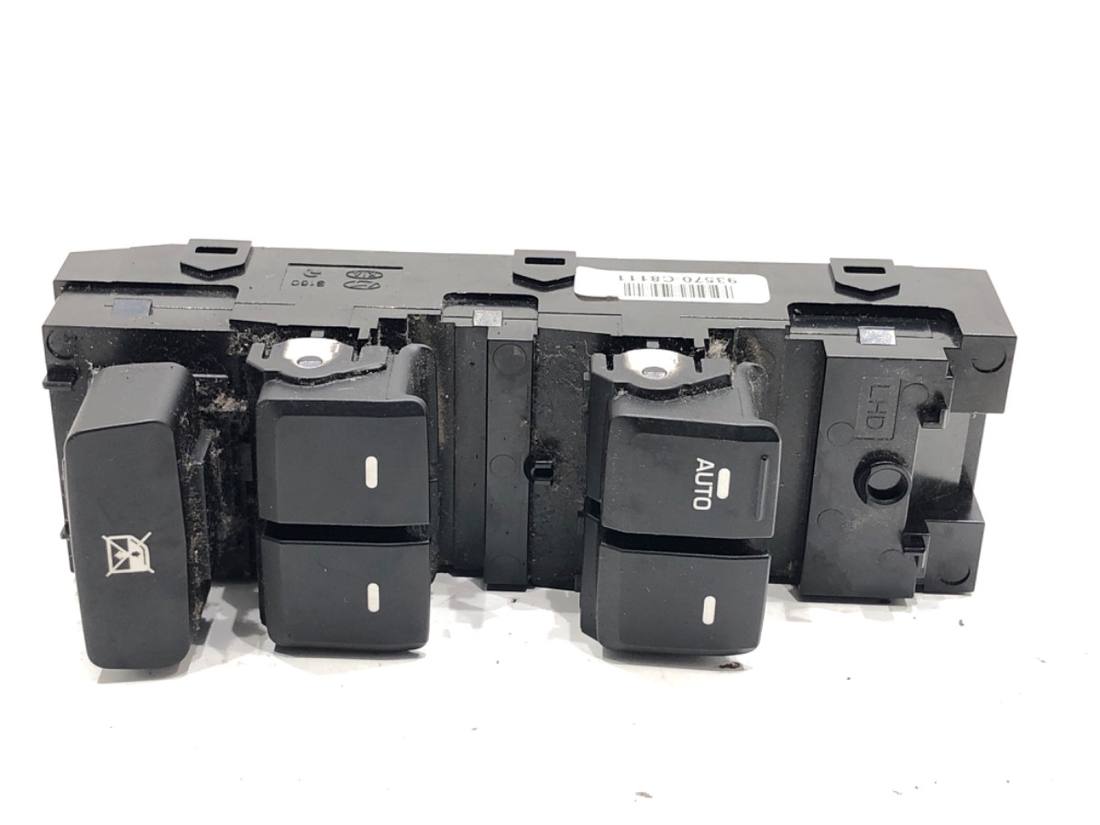 Блок кнопок склопідйомників Hyundai I20 93570-C8111