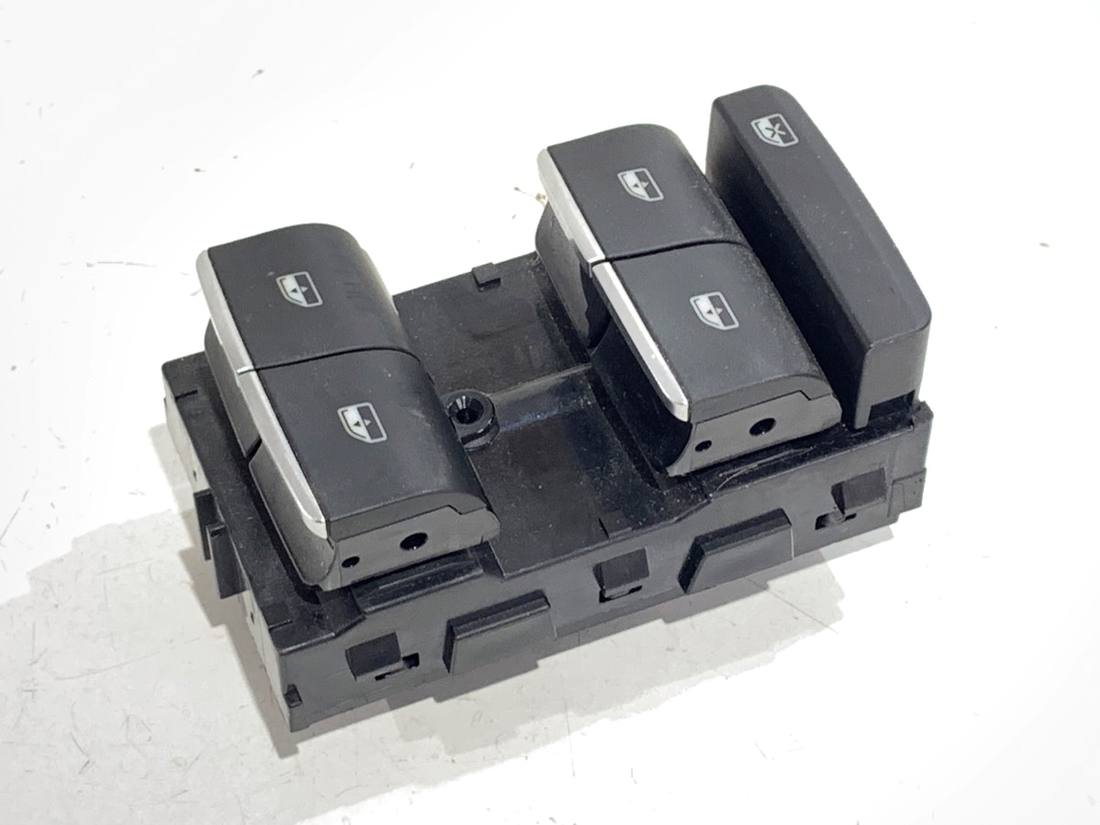 Блок кнопок склопідйомників Alfa romeo Stelvio 01561291690
