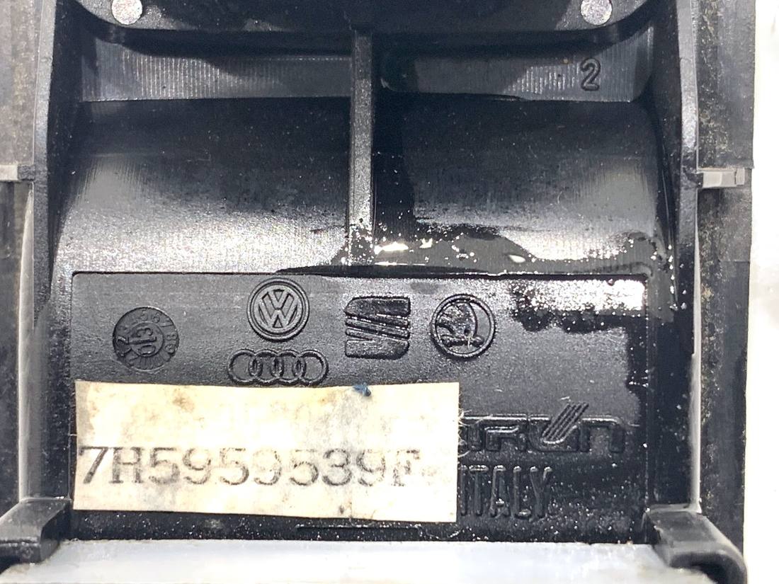 Блок кнопок склопідйомників Volkswagen Transporter T5 7H5959539F — фото деталі 5