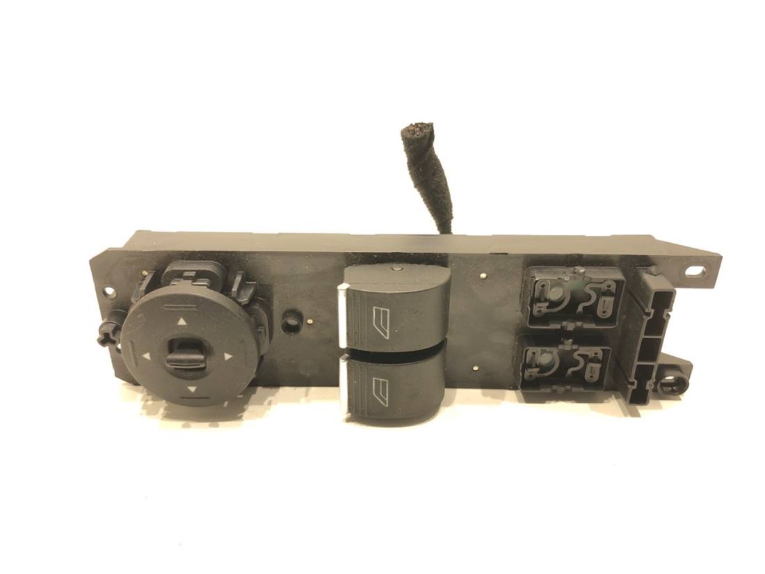 Блок кнопок склопідйомників Ford Fiesta F1ET-14A132-EB