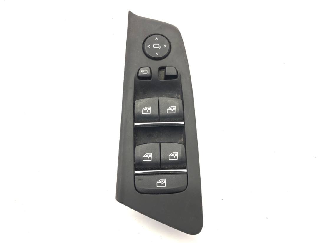 Блок кнопок склопідйомників BMW 5 G30 6832728