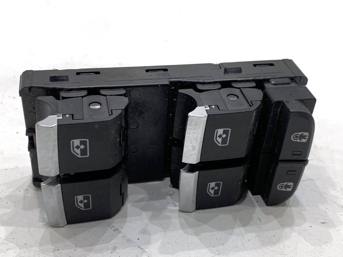 Блок кнопок склопідйомників Audi Q8 4M0959851C