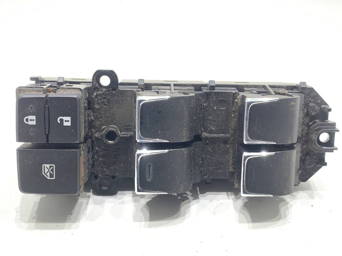 Блок кнопок склопідйомників Lexus NX 84040-78030