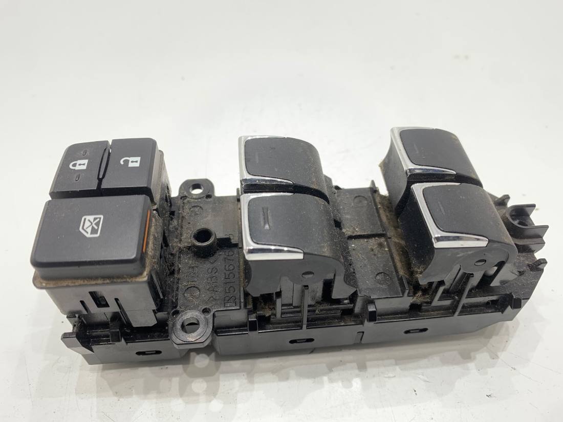 Блок кнопок склопідйомників Lexus NX 84040-78030 — фото деталі 2