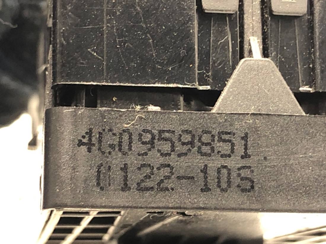 Блок кнопок склопідйомників Audi A7 4G 4G0959851 — фото деталі 5