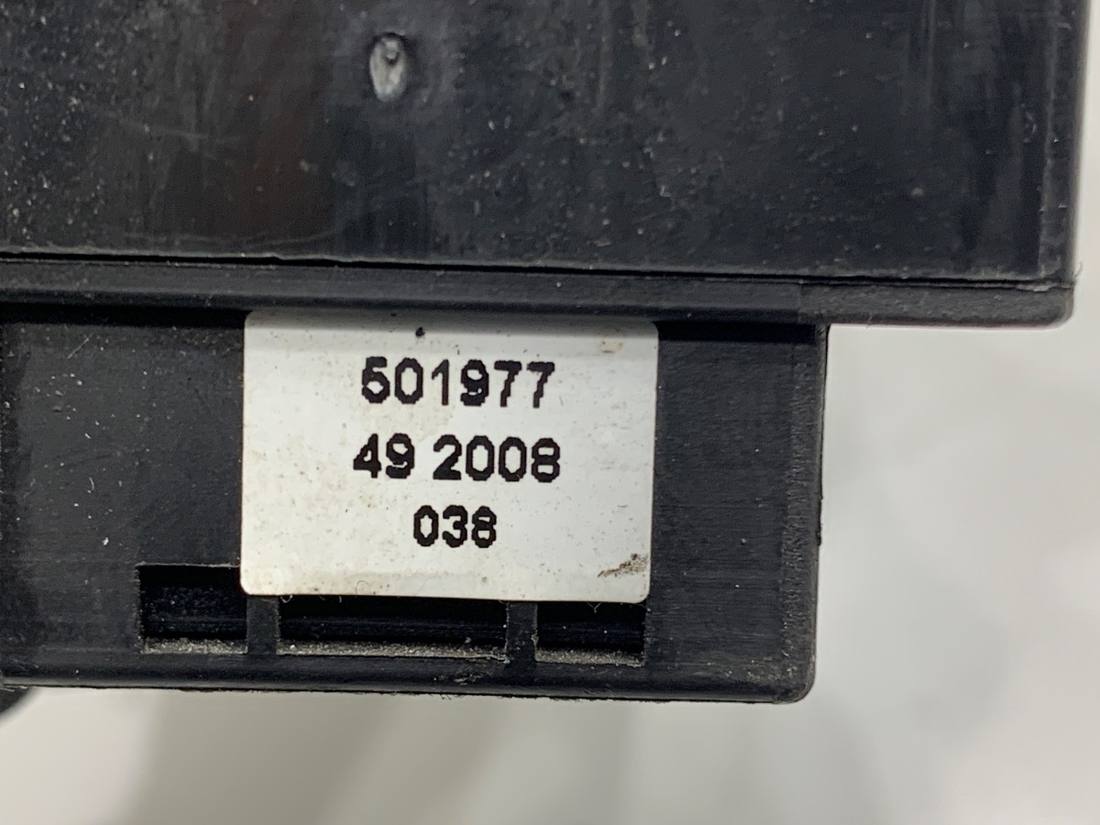 Блок кнопок склопідйомників Audi A6 C5 4B0959851B — фото деталі 5
